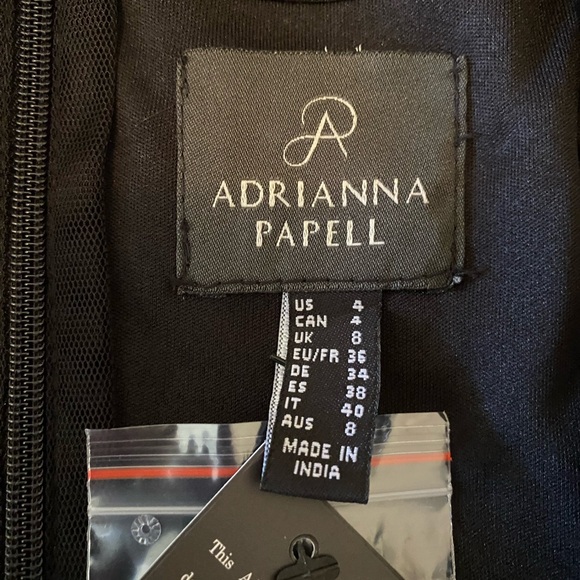 NWT Adrianna Papell Black Beaded Short Sleeve Long Formal Gown Size 4 - Picture 8 of 11